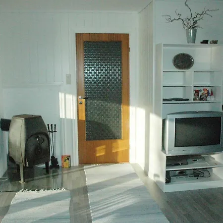Three-bedroom Holiday In Afarnes * Åfarnes