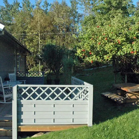 Three-bedroom Holiday In Afarnes *